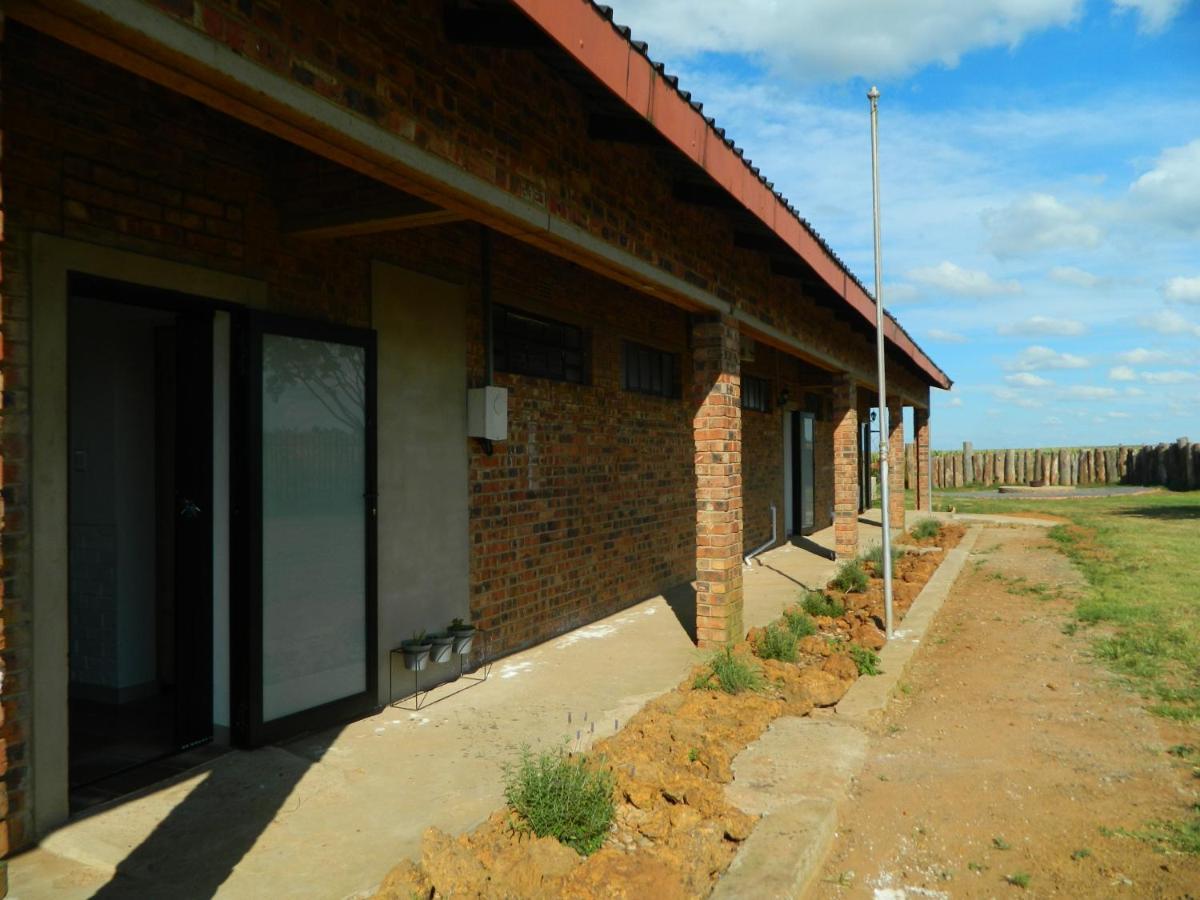 Dewdrop Farm Stay إرميلو المظهر الخارجي الصورة